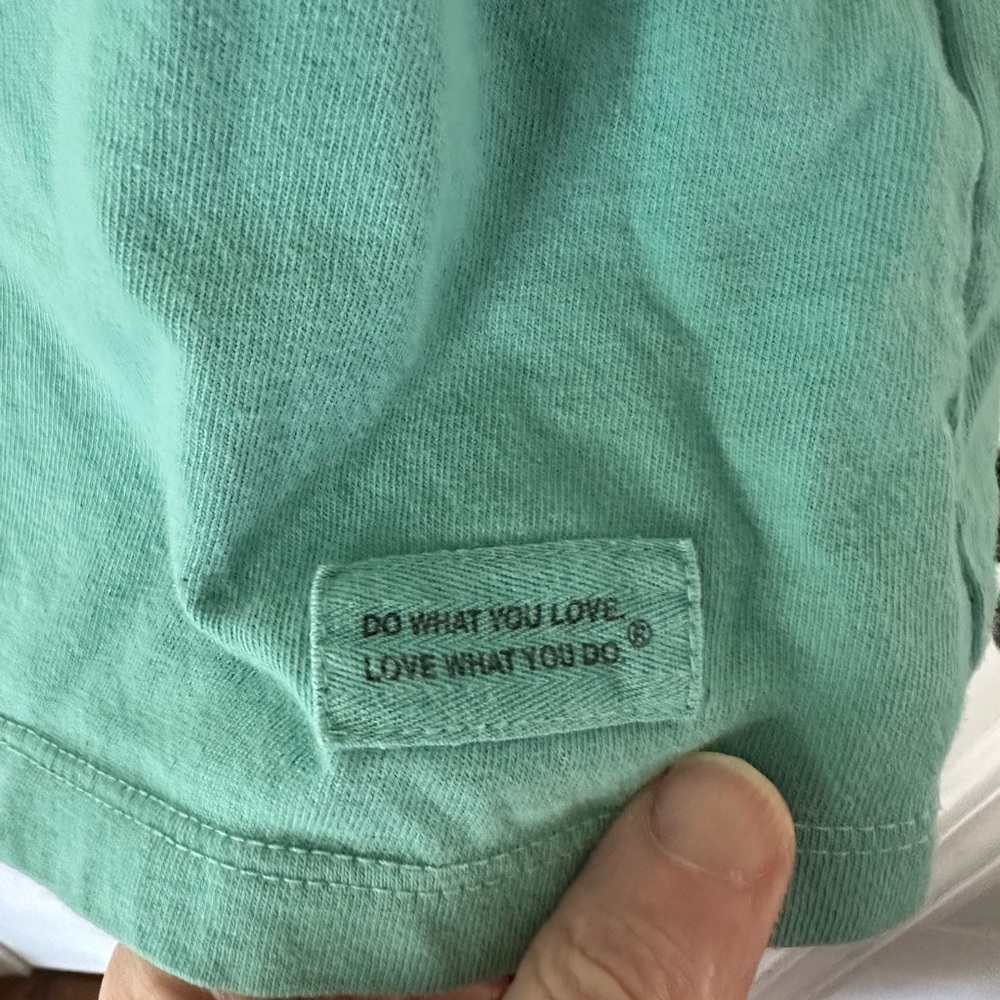 Life Is Good Teal Mountain 'Simplify' Short Sleeve women Tee - Picture 3 of 5